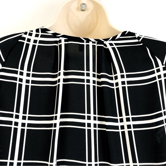 Collective Concepts Black White Plaid Pop Over Top - Picture 5 of 16